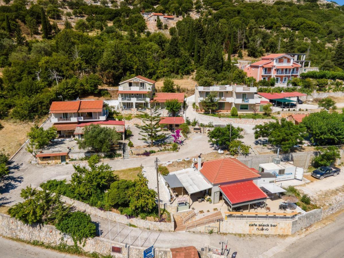 Apartment Minas Divarata